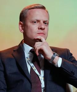 Павел Серватинскоий подлил в "Исток" из казны.