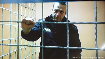 Алексею Навальному пожертвовали на 9 лет.
