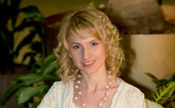 Елена Железнова перебрала из депозитария.