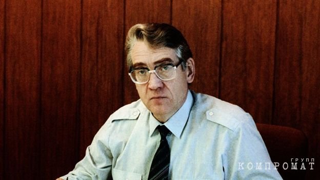 Нагородили ЖСК: "кондитерский повелитель" Гущин "положил глаз" на здание Федерального агентства по управлению госимуществом?