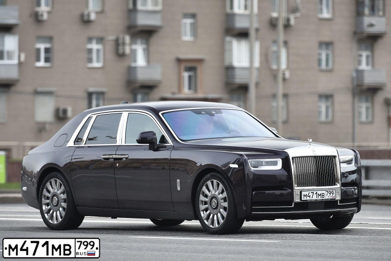 Бизнесмен Альберт Авдолян и его паспорта