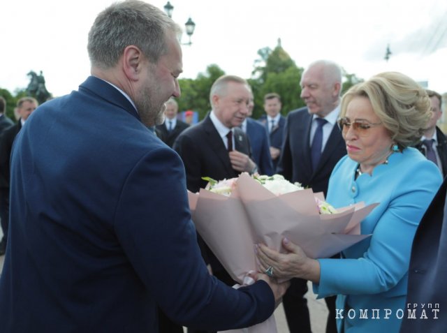 Колючка безразличия