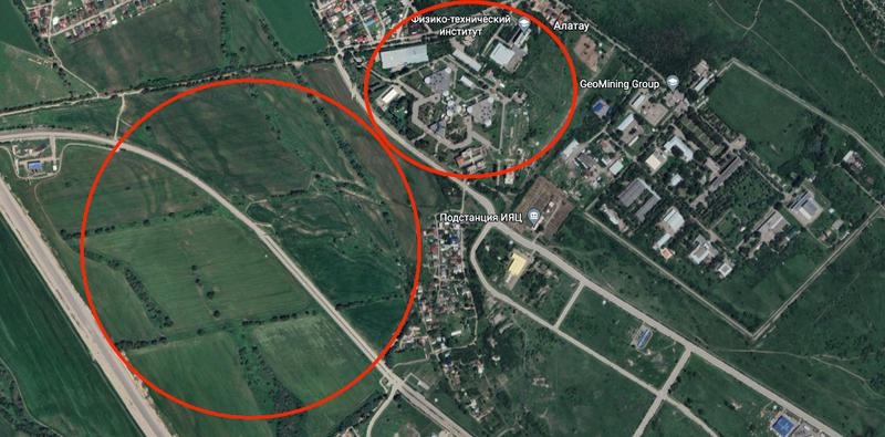 Алматинской "Cиликоновой долине" — труба.