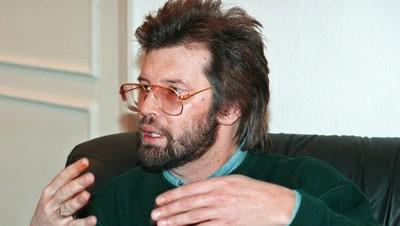 Взлет и падение настройщика капитализма в Российской Федерации.