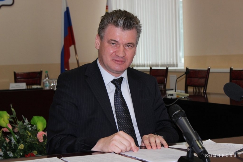 Экс-глава Биробиджана для освоения 44,7 млн руб. незаконно передал участок детсада под стройку и приказал провести аукцион по выкупу недостроя