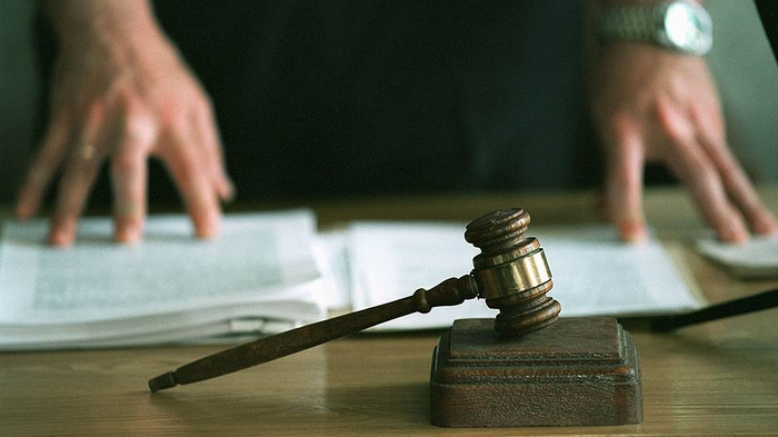 Что связывает управляющего УТ МВД Рф по СФО с активным членом ОПГ?