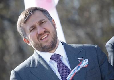 "Гнилая рыба" Григория Аникеева.
