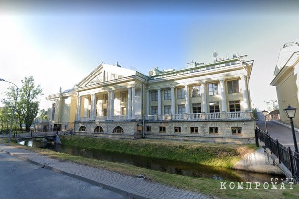 Сосед Тимченко и Ковальчука по дому на Каменном полуострове пропал после обыска в его трехэтажной квартире в связи с хищениями на бирже WEX