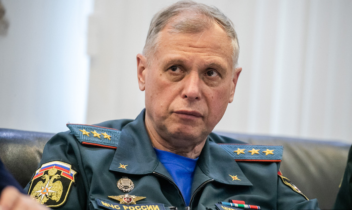 Война исполняющий обязанности руководителя МЧС Александра Чуприяна и замминстра Андрея Гуровича не прекращает набирать обороты