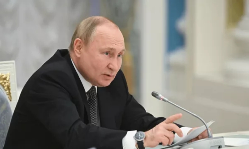 Владимир Путин сообщил, что Российскую Федерацию нереально выжать из глобальной экономической системы