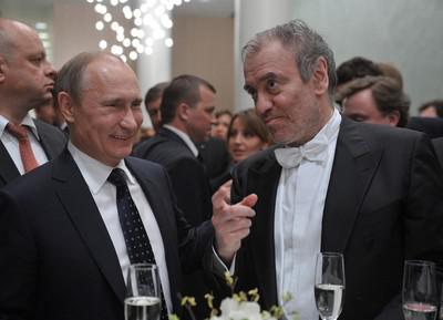 Валерий Гергиев унаследовал мимо декларации.
