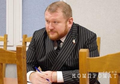 Бывшего вице-губернатора по строительству Ленобласти сдал его бывший подчиненный, депутат областного ЗакСа Федичев