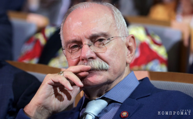 Режиссер Манский в розыске по расследованию о клевете &mdash; президент ММКФ Никита Михалков пробует обосновать, что не пилит бюджеты