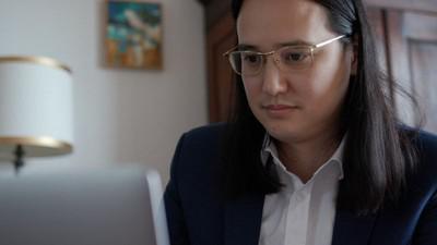 Как Clearview сливает данные копам.