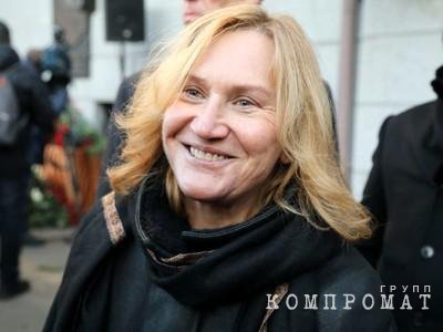 Получил по-братски 6 лет общего режима за попытку похитить 25% акций "Интеко" у своей сестры, вдовы бывшего мэра Москвы Елены Батуриной