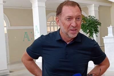 Олег Дерипаска сделал ход слоном.
