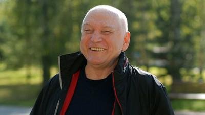 Задержан внук экс-главы банка России Станислав Матюхин, гендиректор "пирамиды" QBF, "кинувшей" вкладчиков более чем на 2 млрд руб