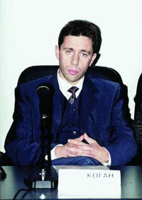 Самый равноудаленный олигарх // "Теперь мы можем все", -       считают в окружении главы Санкт-Петербургского       ПСБ Владимира Когана