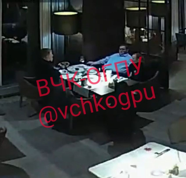 &laquo;Выбежала девушка, а затем два ругающихся генерала ФТС&raquo;