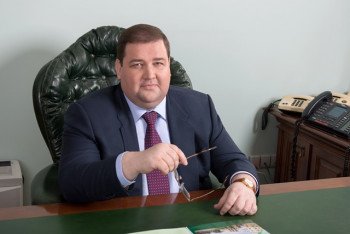 &laquo;Выбежала девушка, а затем два ругающихся генерала ФТС&raquo;