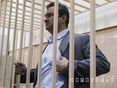 Бывшему управляющему "Балтстроя" Сергеева и Михальченко дали 4 года условно за хищение 14 млн руб. при реставрации Изборской крепости