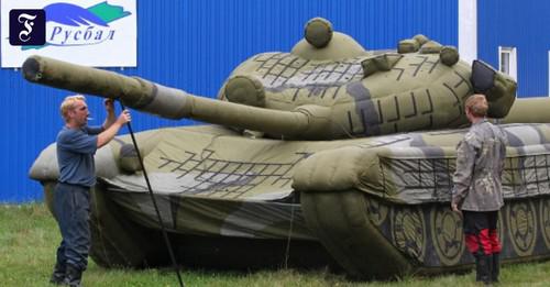 Inflatech надул "Русбал".