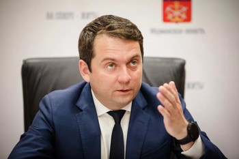Виниловый госпиталь для племянника.