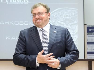 Григорию Гуревичу из хищения вычли отмывание.
