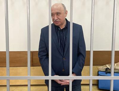 Алик Большой принял заказ Гафурова.