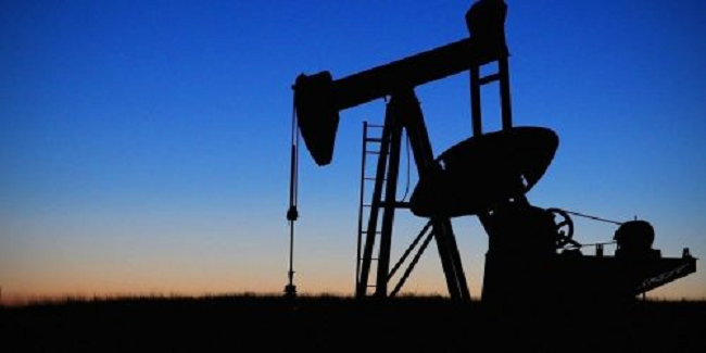 Нефтяники уходят в «минус»: чем отвечает Кабинет министров?