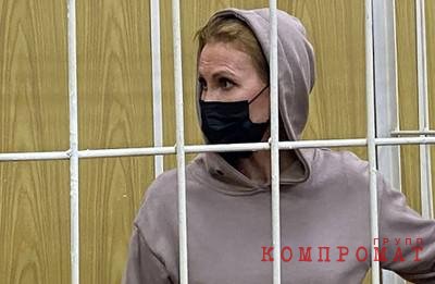 Экс-директор по правовому обеспечению "Ростеха" села за откаты на 67 млн руб.: налом, чемоданом Louis Vuitton, персидским ковром, отдыхом в Турции