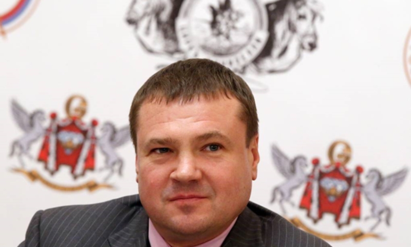 Циркач Беляков и его искусные приёмы с людьми