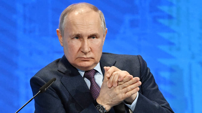 Владимир Путин откомментировал протесты против изменения пенсионного законодательства Франции