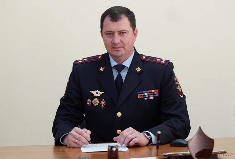 Суд взыскал с бывшего руководителя УГИБДД по Ставропольскому краю, который обвиняется во коррупции, и его близких имущество на 180 млн руб.