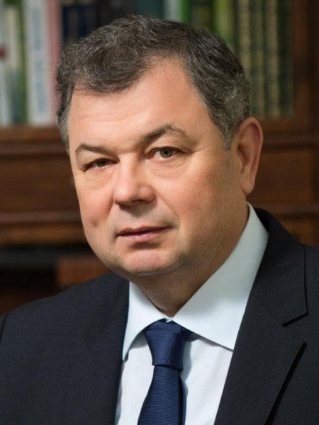 Анатолий Артамонов