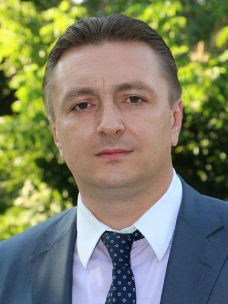 Андрей Кулаков