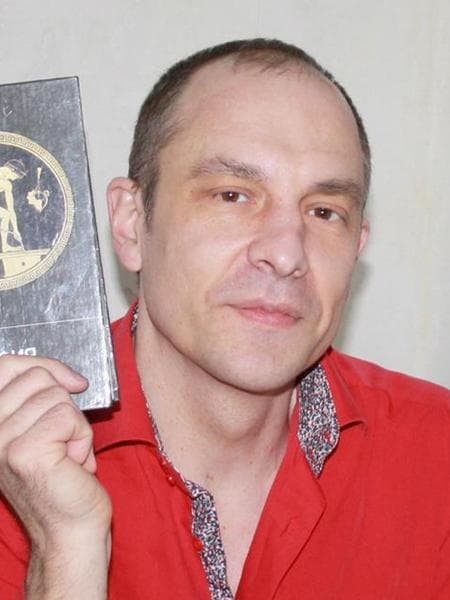 Андрей Окара