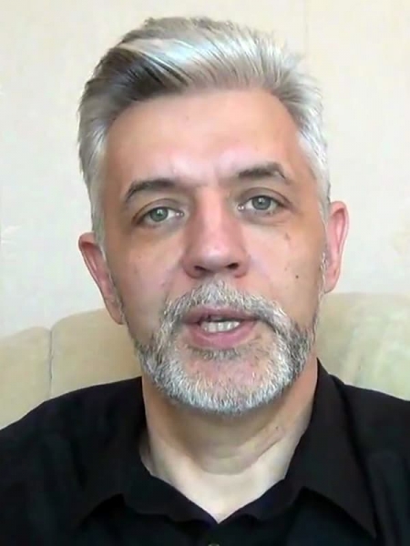 Андрей Савельев