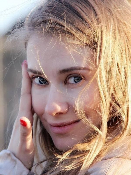 Анна Белодедова