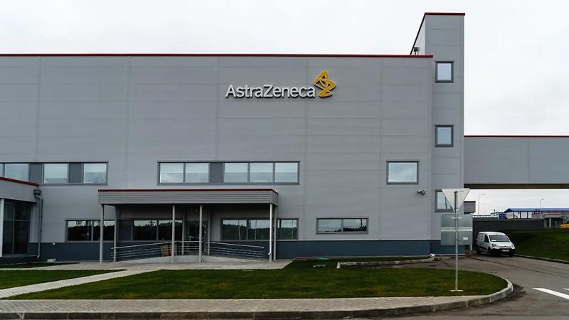 AstraZeneca против российских производителей: почему больные рискуют остаться без доступных лекарств