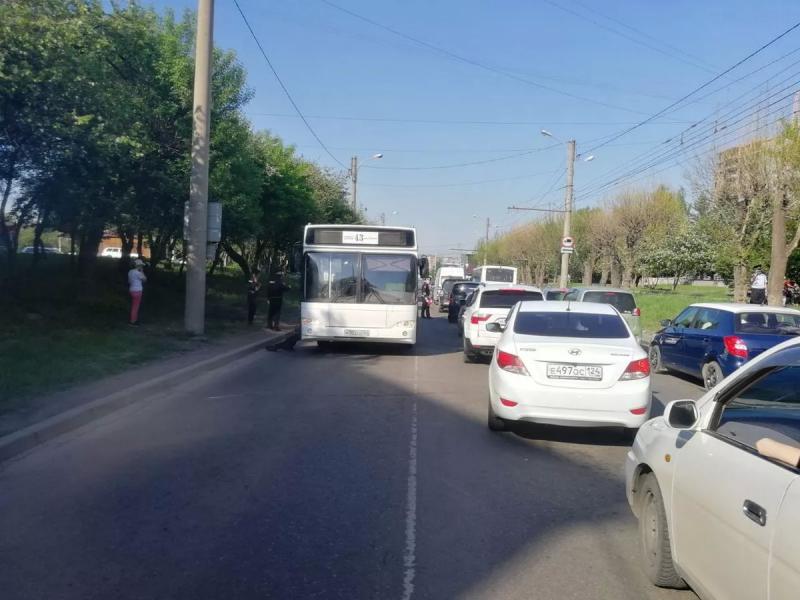 Автобус насмерть сбил ребёнка в&nbsp;Красноярске 