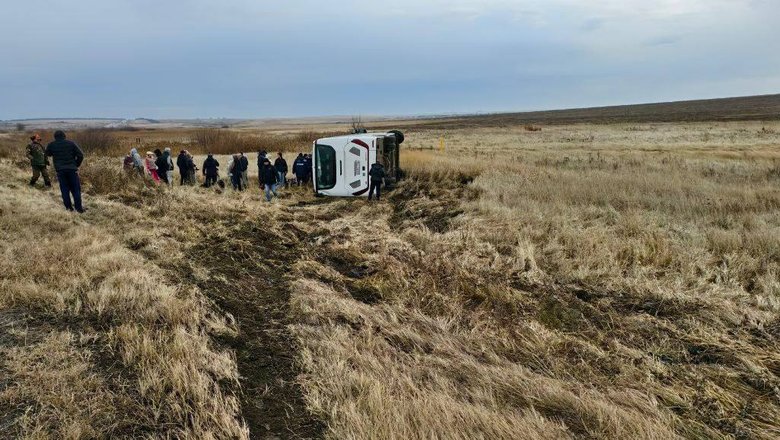 Автобус с детской футбольной командой разбился по пути на матч на Урале