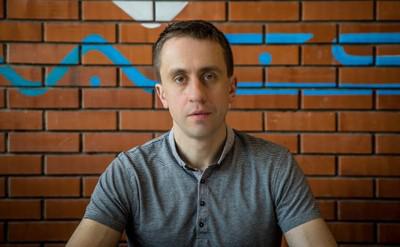 Дерипаска изловил волну.