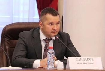 Экс-глава Минздрава Иркутской области арестован за взятку на 7 млн руб. и мошенничество при закупках медоборудования
