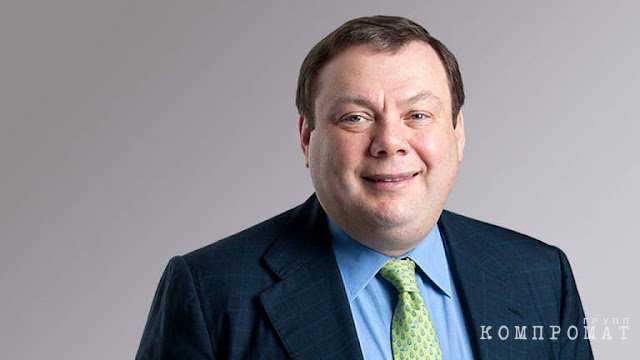 Британия не разрешила подсанкционному миллиардеру платить &pound;30 тыс. в месяц за его особняк и прислугу, он был вынужден вернуться в Россию