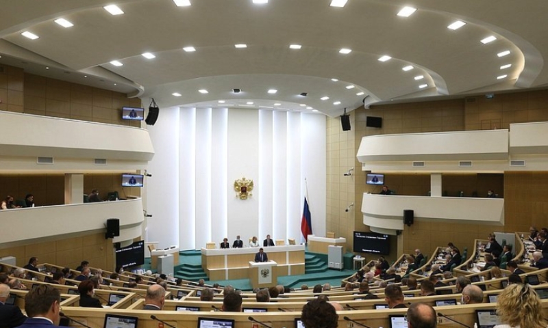 Совет Федерации единодушно поддержал законы о принятии 4 регионов в состав Рф
