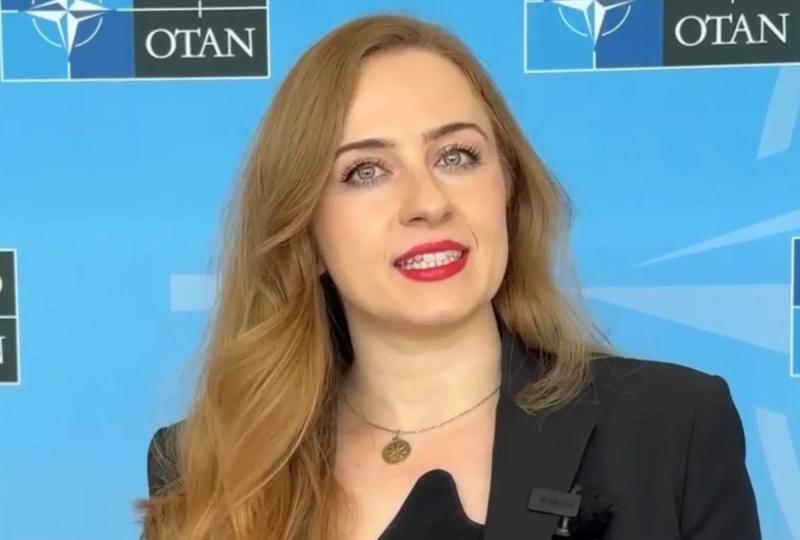 Беата Паташова: где родилась и училась, откуда знает русский язык, кем работает в НАТО