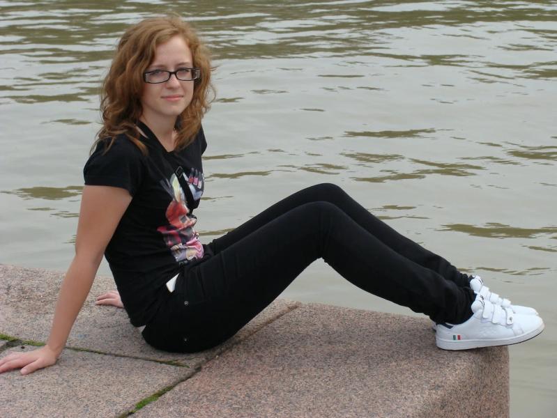 Беата Паташова: где родилась и училась, откуда знает русский язык, кем работает в НАТО