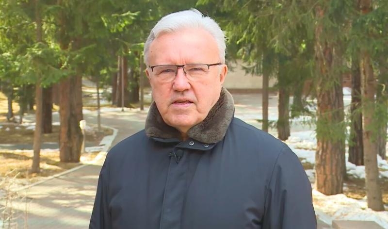 Бондиана семьи Уссов: в ожидании занавеса 
