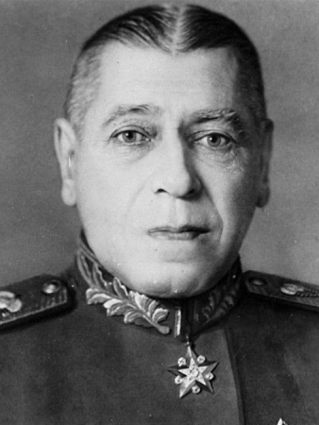 Борис Шапошников